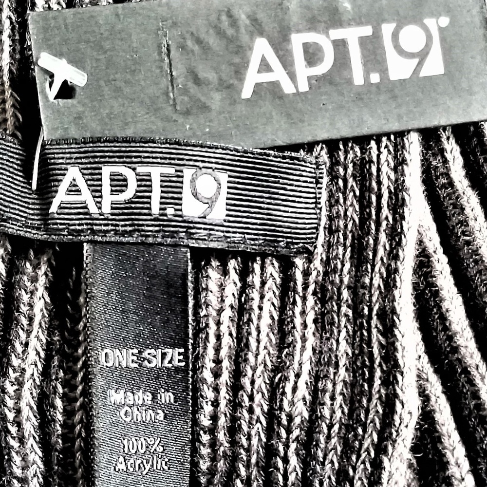 Men's Winter Scarf APT.9 Acrylic Striped NWT - Picture 2 of 4